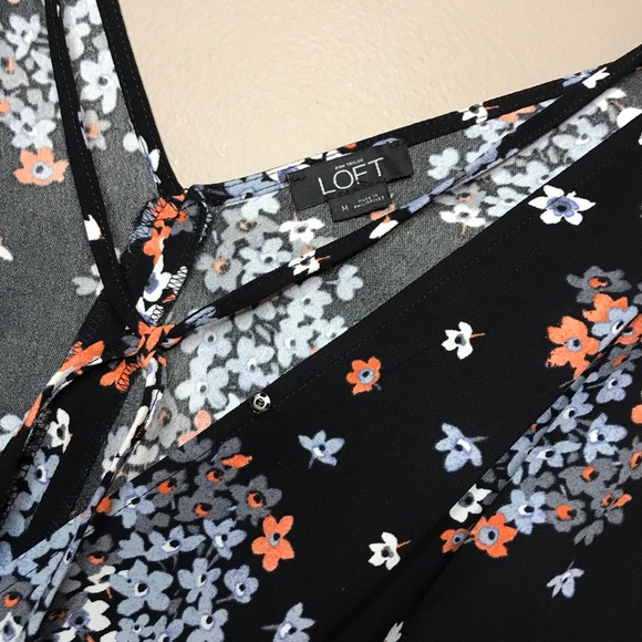 •NWOT• Ann Taylor LOFT Bouquet Toss Jumpsuit M - Picture 7 of 8